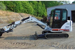 2002 Bobcat 331 Excavator - Mini