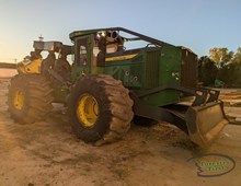 2022 John Deere 648L-II