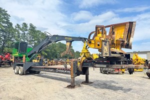 2020 John Deere 437E  Log Loader