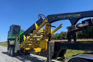 2018 John Deere 437E  Log Loader