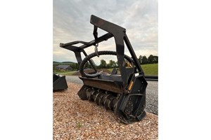 2012 Caterpillar HM415-B Mulch and Mowing