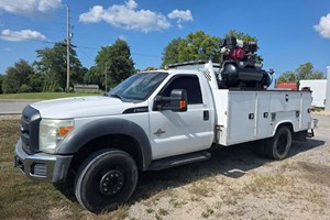 2014 Ford F550  Automotive