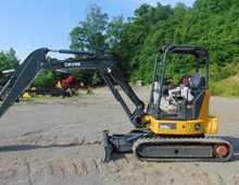 2015 John Deere 35G