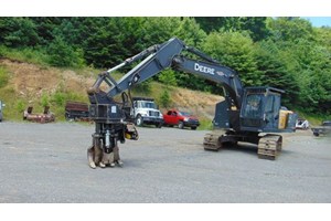 2010 John Deere 200D Excavator