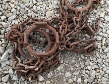 Unknown 28L x 26 Chains