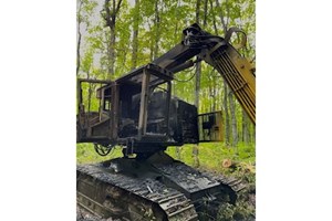 Komatsu XT430-2  Feller Buncher
