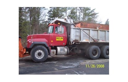 1993 Mack RD690S Dump Truck