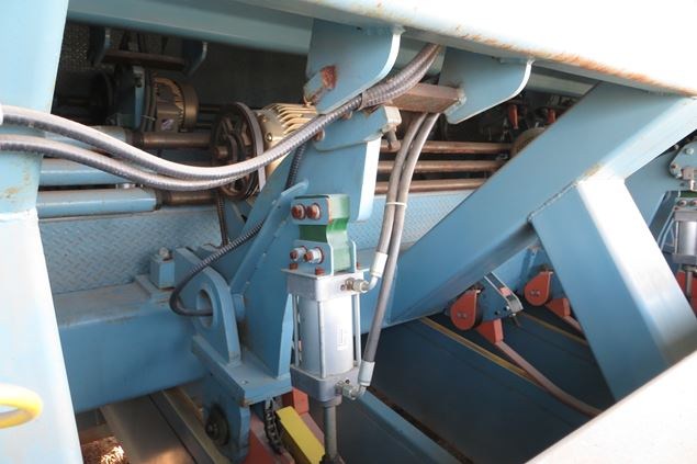 2007 Mill Tech Industries Precision End  Trim Saw