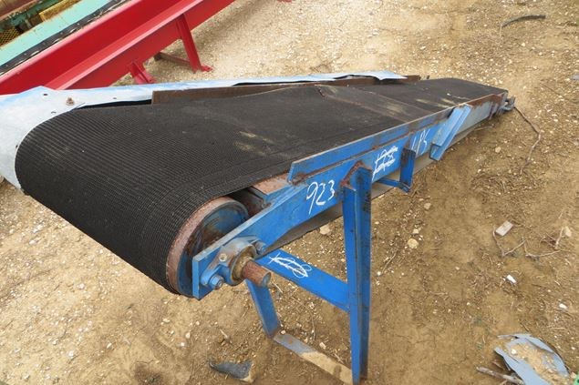 Unknown 10 ft Conveyors Belt