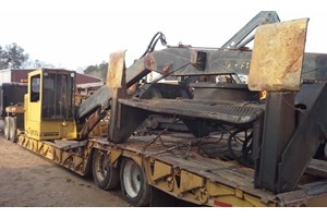 1999 Tigercat 230  Part and Part Machine