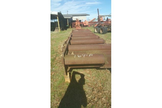 Unknown 28ft Live Roll Conveyors