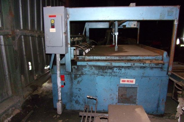 Unknown Strapping Machine Banding