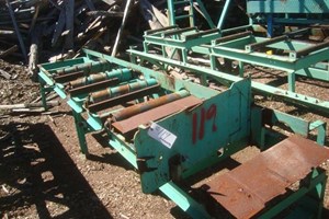Unknown 12ft, 4-Roll, 30in  Conveyors-Live Roll