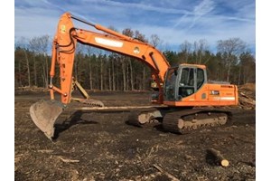 2011 Doosan 225DX  Excavator