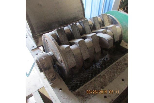 Jacobson 2425 Hogs and Wood Grinders