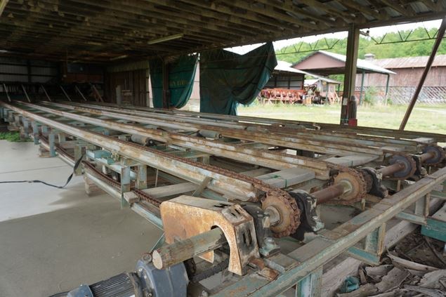 Unknown 71ft Conveyor Board Dealing