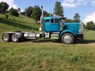 1960 Autocar SemiTractor Truck