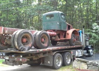 Mack NM SemiTractor Truck