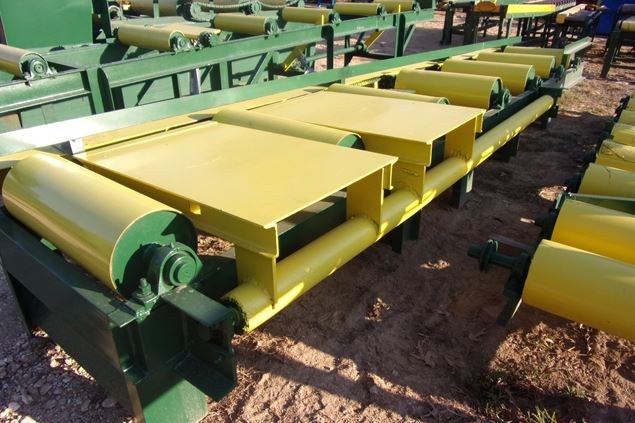 Unknown 20ft Live Roll Conveyors