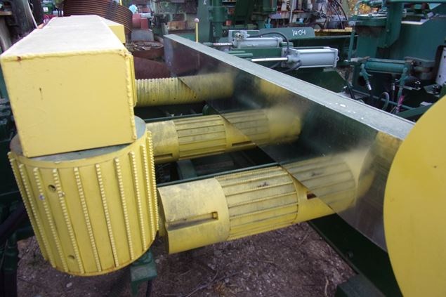 Unknown 9ft Live Roll Conveyors