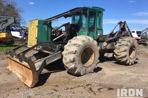 John Deere 748H  Part and Part Machine