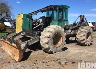 John Deere 748H Part and Part Machine