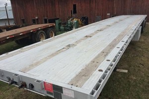 1999 Ravens 1748A83  Trailer-Flatbed