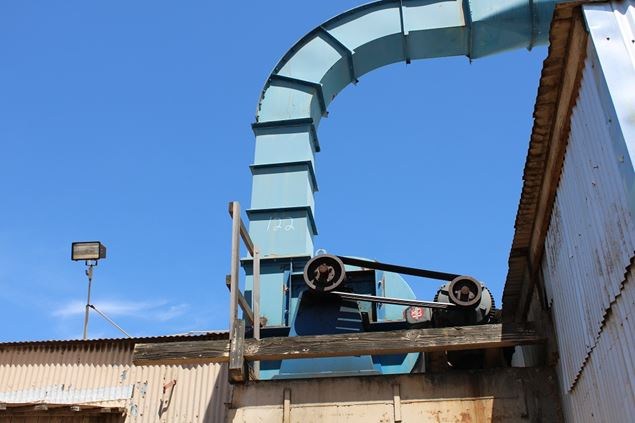 Unknown 5ft Dust Collection System