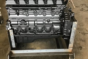 Cummins 6.7 Engine  Part and Part Machine