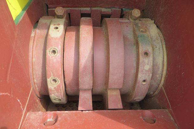 Montgomery Industries ER 18in HDGM Hogs and Wood Grinders