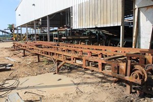 Unknown 40ft  Conveyor Board Dealing