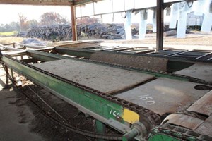 Unknown Green Chain  Conveyor