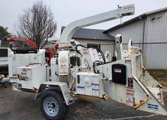 2016 Morbark Beever M12D Mobile Wood Chipper