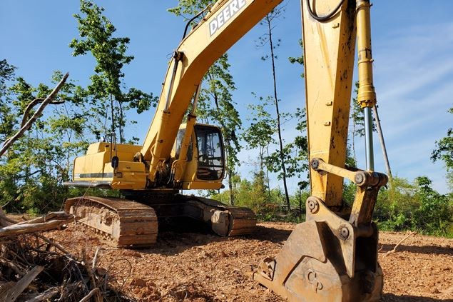 2001 John Deere 330LC Excavator