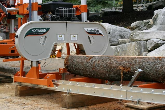 Norwood LumberMate LM30 Portable Sawmill