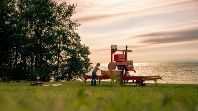 Wood-Mizer Launches Industry’s First Battery-Powered Portable Sawmill